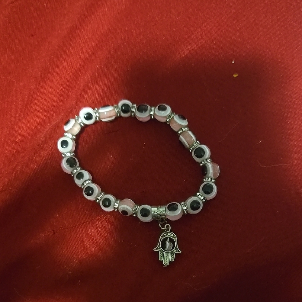 Elegant Silver and Black Beaded Bracelet